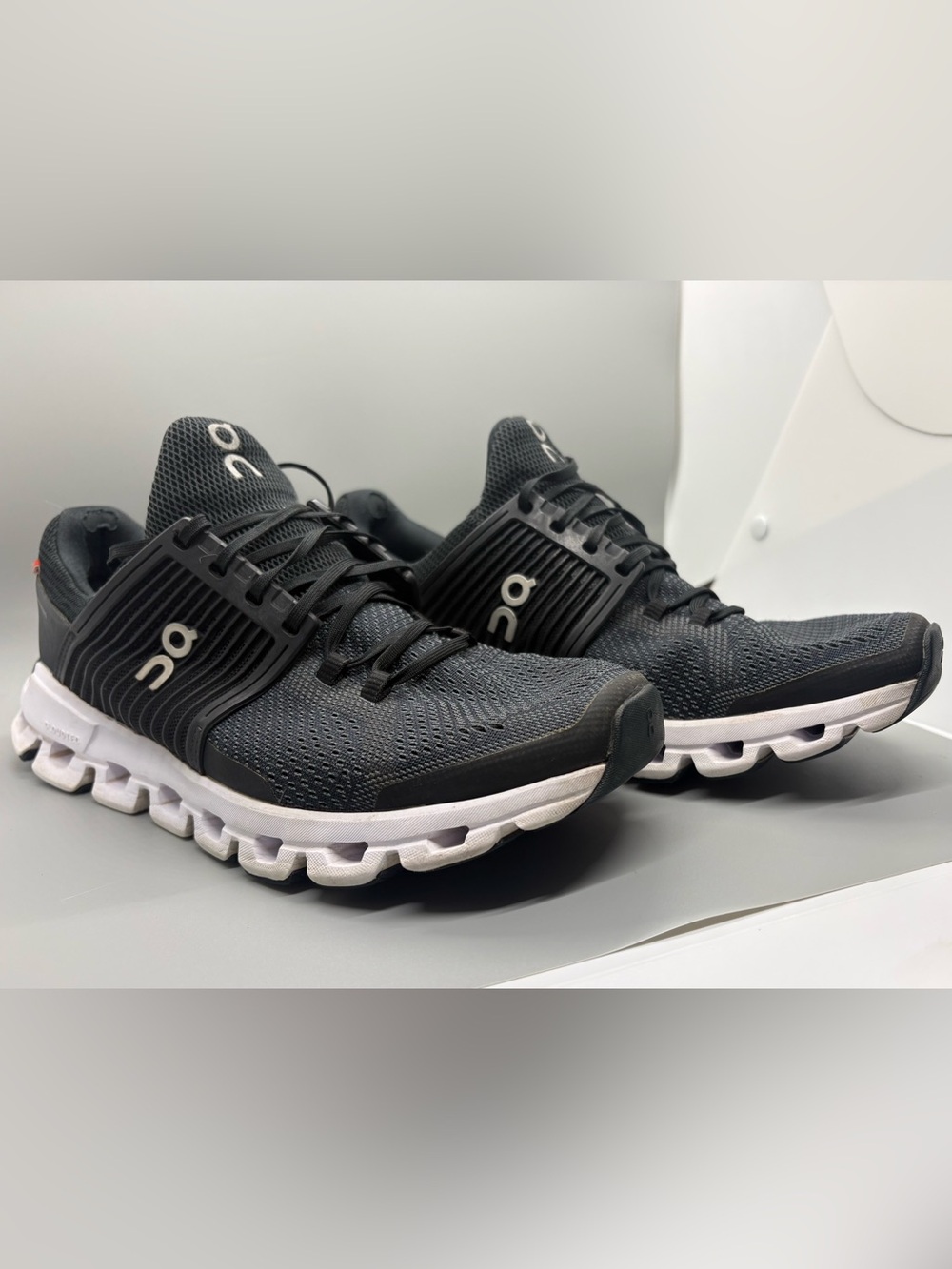 On Running Women's Cloudswift Athletic Shoes - Black/White - Picture 3 of 6